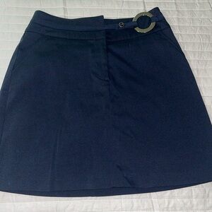 Isisport navy athletic skirt size 2
